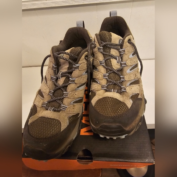 MERRELL WOMEN'S MOAB 2 VENT  HIKING SHOES (J99764) 9 (EUR:40) - Picture 3 of 12